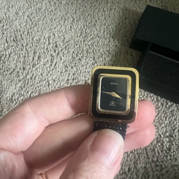 Vintage Gucci watch - Picture 2 of 6